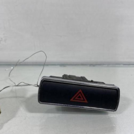 Bouton de warning FORD MONDEO 3 Photo n°1