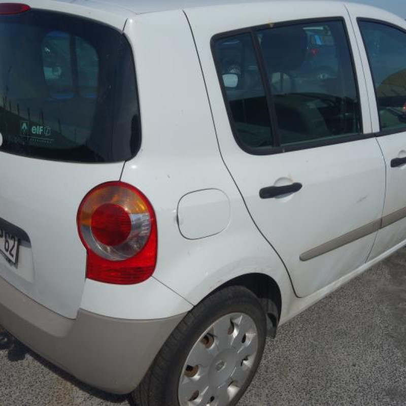 Renfort pare choc arriere (traverse) RENAULT MODUS Photo n°6