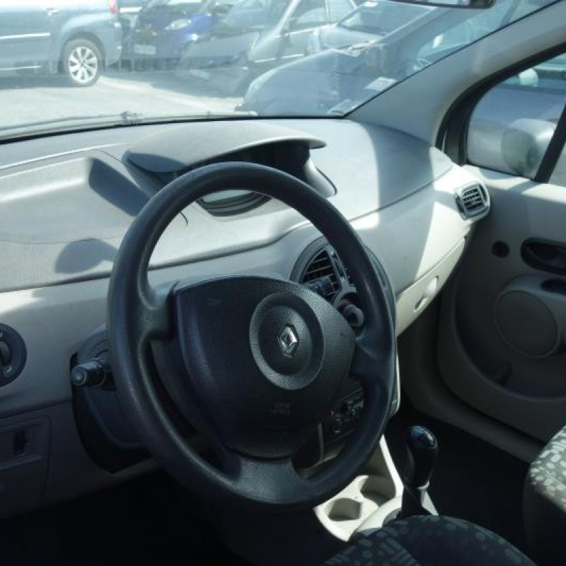 Renfort pare choc arriere (traverse) RENAULT MODUS Photo n°8