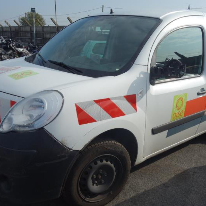Compresseur clim RENAULT KANGOO 2 Photo n°4