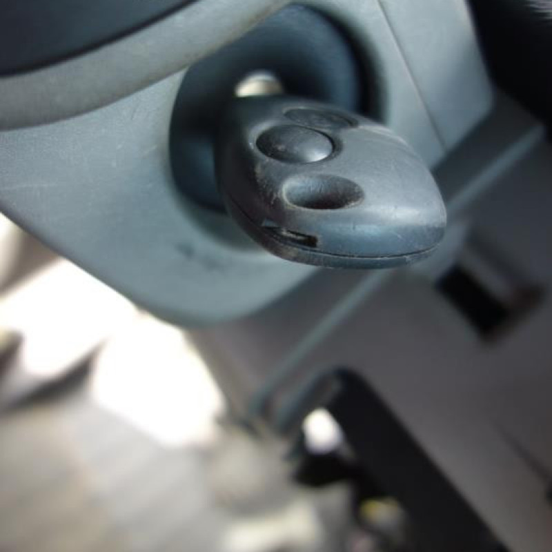 Compresseur clim RENAULT KANGOO 2 Photo n°11