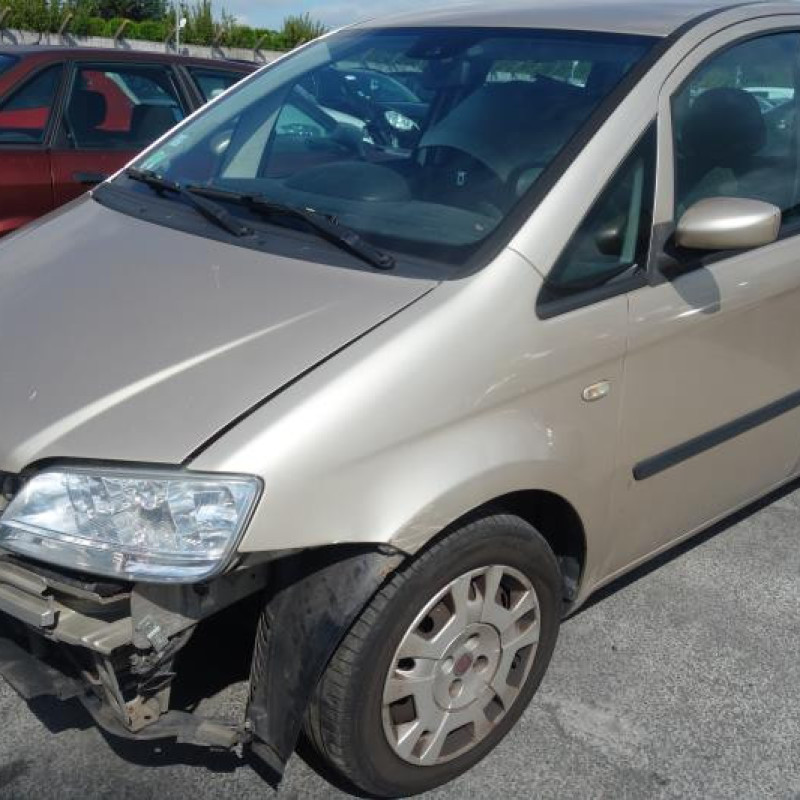Malle/Hayon arriere FIAT IDEA Photo n°3