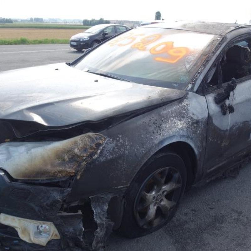 Malle/Hayon arriere CITROEN C5 2 Photo n°5