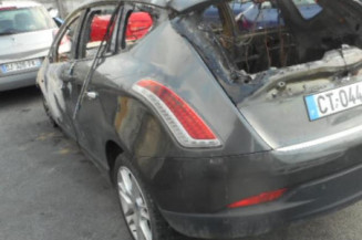 Renfort pare choc arriere (traverse) LANCIA DELTA 3