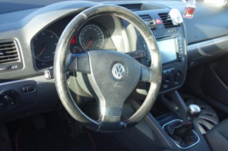 Renfort pare choc arriere (traverse) VOLKSWAGEN GOLF 5