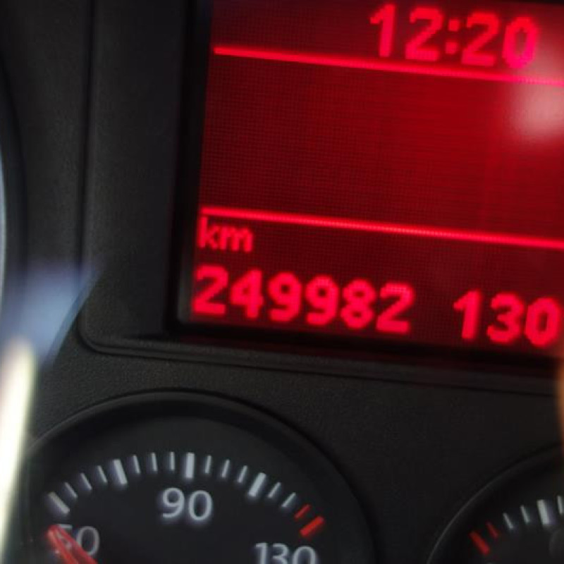 Renfort pare choc arriere (traverse) VOLKSWAGEN GOLF 5 Photo n°9
