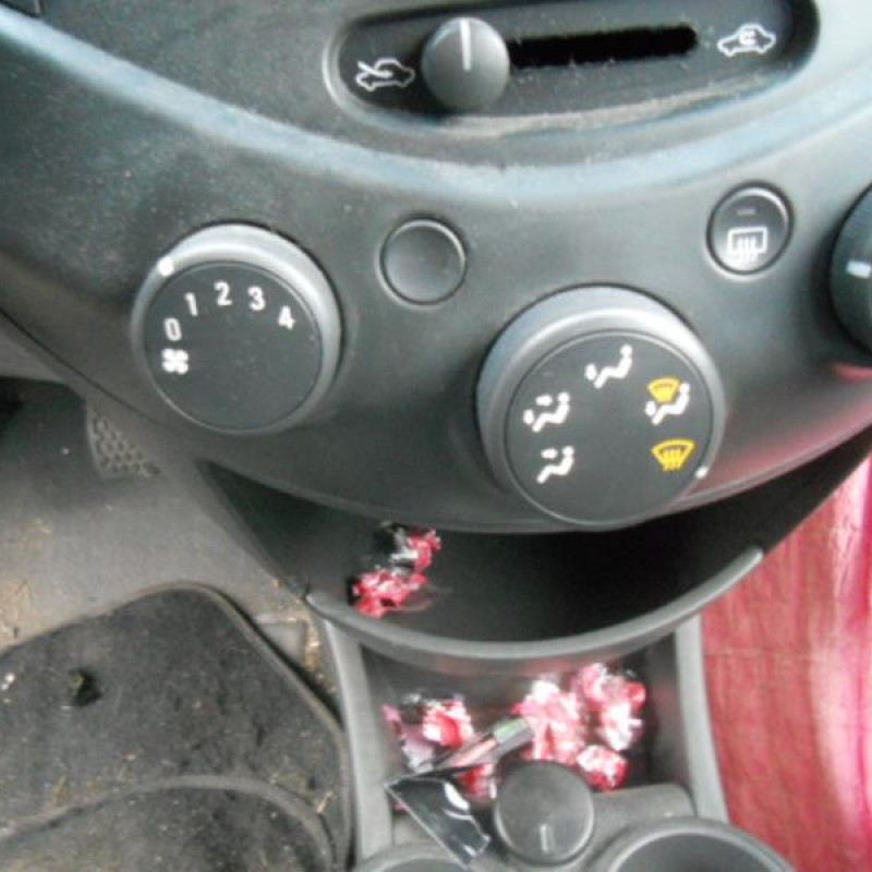 Malle/Hayon arriere CHEVROLET SPARK Photo n°10