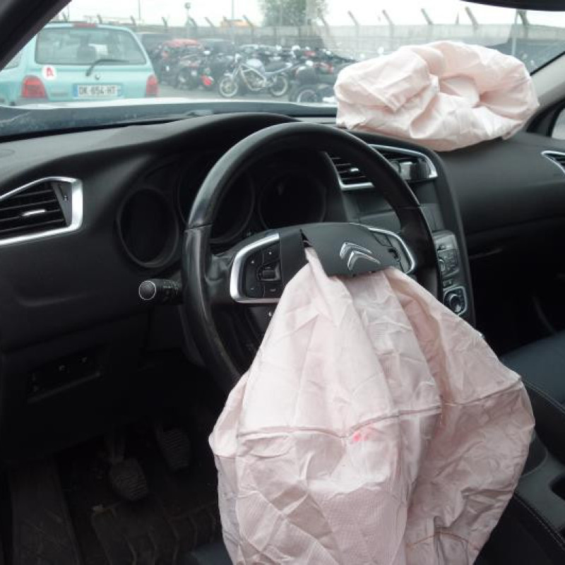 Boite a gants CITROEN C4 2 Photo n°8