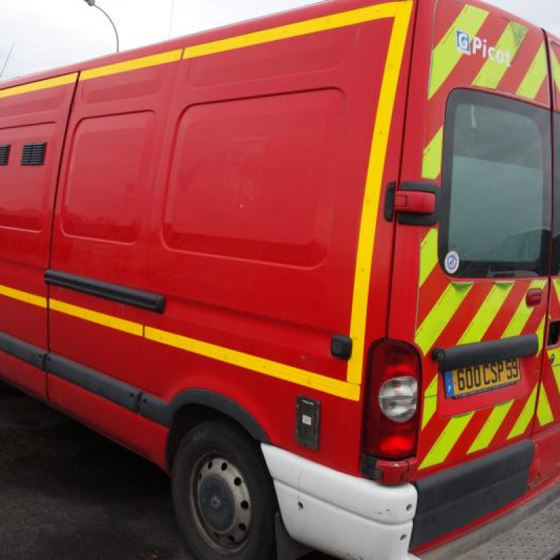 Aile avant gauche RENAULT MASTER 2 Photo n°4
