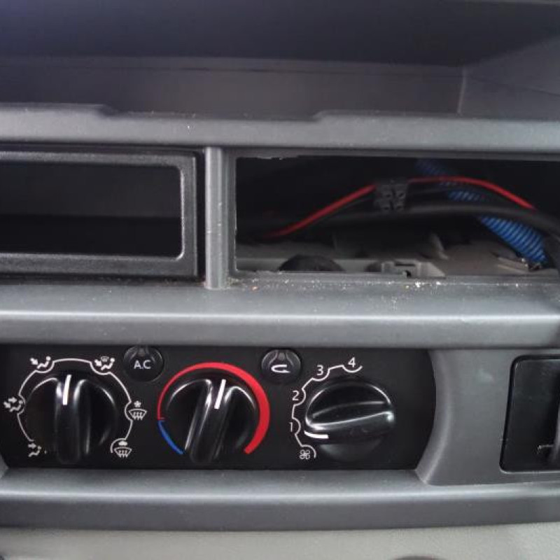 Aile avant gauche RENAULT MASTER 2 Photo n°10