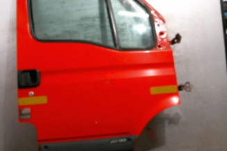 Porte avant droit RENAULT MASTER 2 Photo n°1