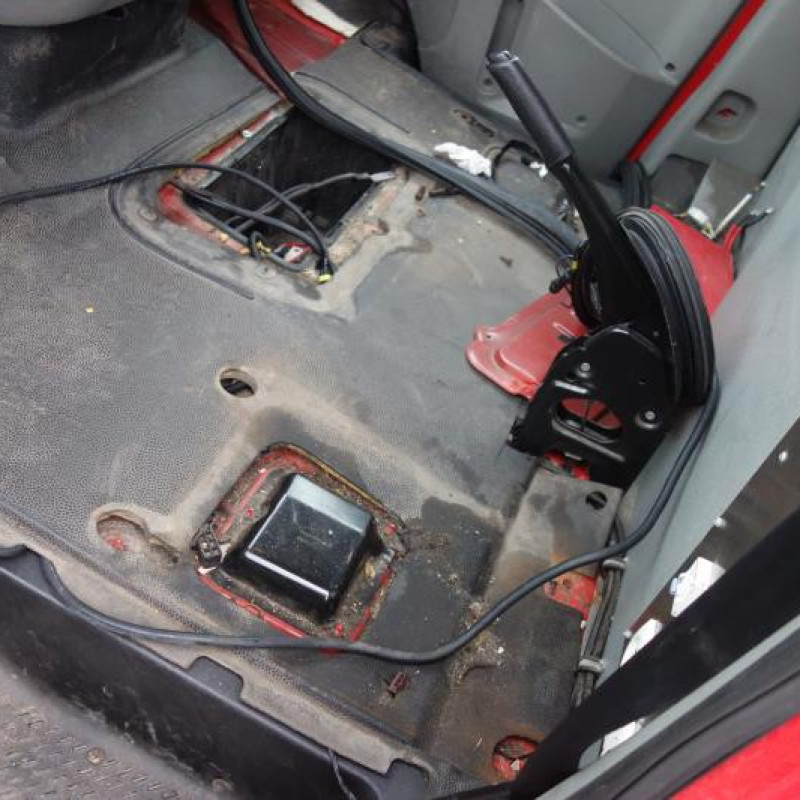 Porte avant droit RENAULT MASTER 2 Photo n°9