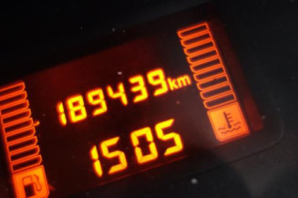 Poignee porte avant gauche DACIA SANDERO 1