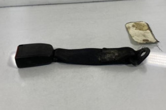 Attache ceinture arriere gauche PEUGEOT 306