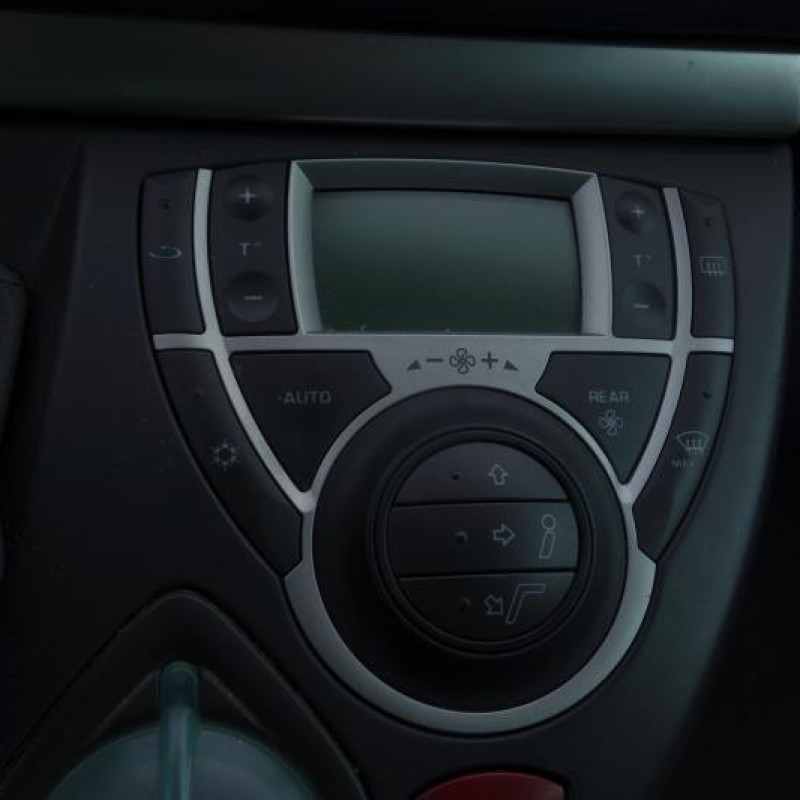 Pretensionneur de ceinture avant droit PEUGEOT 807 Photo n°9