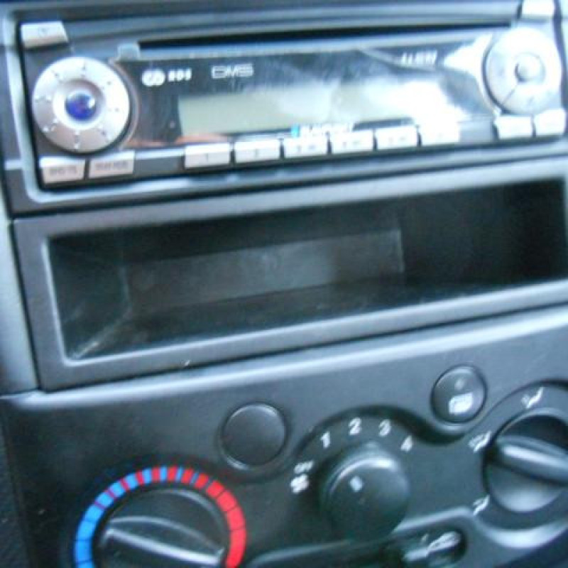 Leve vitre electrique avant droit CHEVROLET KALOS Photo n°10