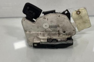 Serrure arriere droit VOLKSWAGEN POLO 5 Photo n°1