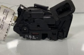Serrure arriere droit VOLKSWAGEN POLO 5