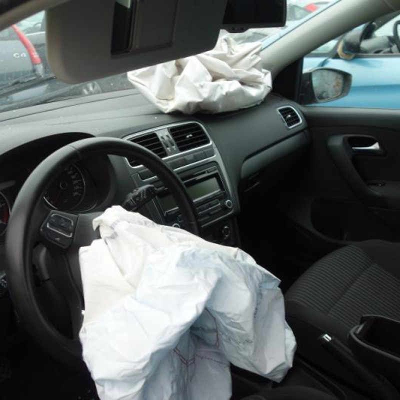 Serrure arriere droit VOLKSWAGEN POLO 5 Photo n°8
