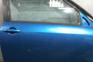 Porte avant droit SUZUKI SWIFT 3 Photo n°1