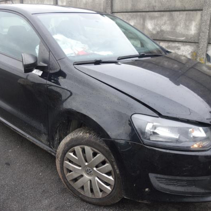 Verin de coffre VOLKSWAGEN POLO 5 Photo n°3