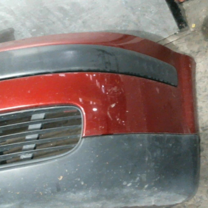 Pare choc avant VOLKSWAGEN PASSAT 4 Photo n°3