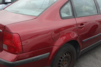 Pare choc avant VOLKSWAGEN PASSAT 4