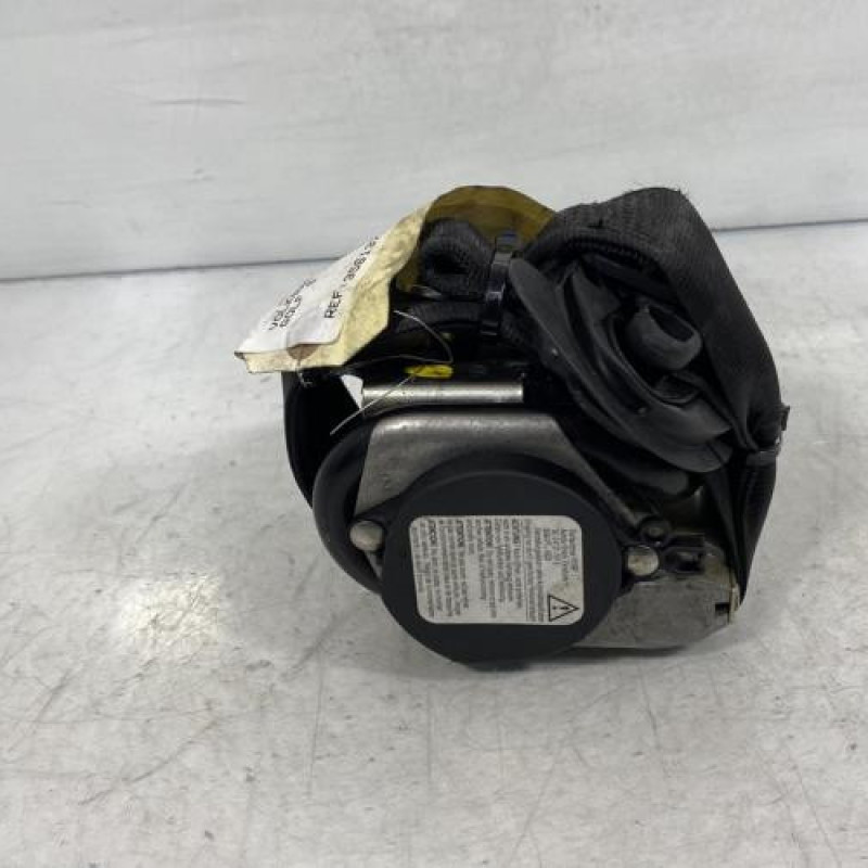 Pretensionneur de ceinture avant droit VOLKSWAGEN GOLF 5 Photo n°3