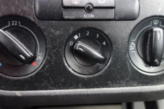 Pretensionneur de ceinture avant droit VOLKSWAGEN GOLF 5