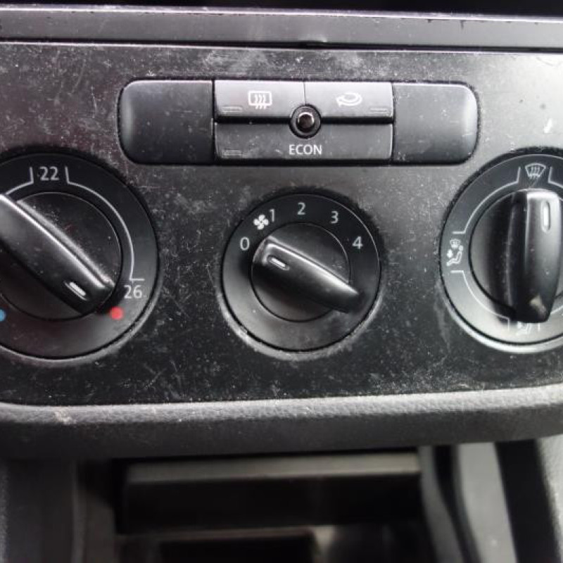 Pretensionneur de ceinture avant droit VOLKSWAGEN GOLF 5 Photo n°9