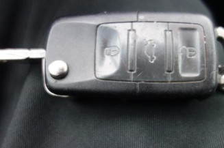 Pretensionneur de ceinture avant droit VOLKSWAGEN GOLF 5