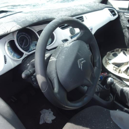 Vitre avant droit CITROEN C3 2