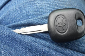 Trappe d'essence TOYOTA YARIS 2