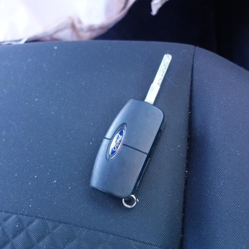 Boite a gants FORD FIESTA 6 Photo n°10
