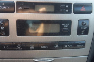 Poignee porte avant gauche TOYOTA COROLLA 10