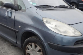 Attache ceinture avant droit PEUGEOT 1007