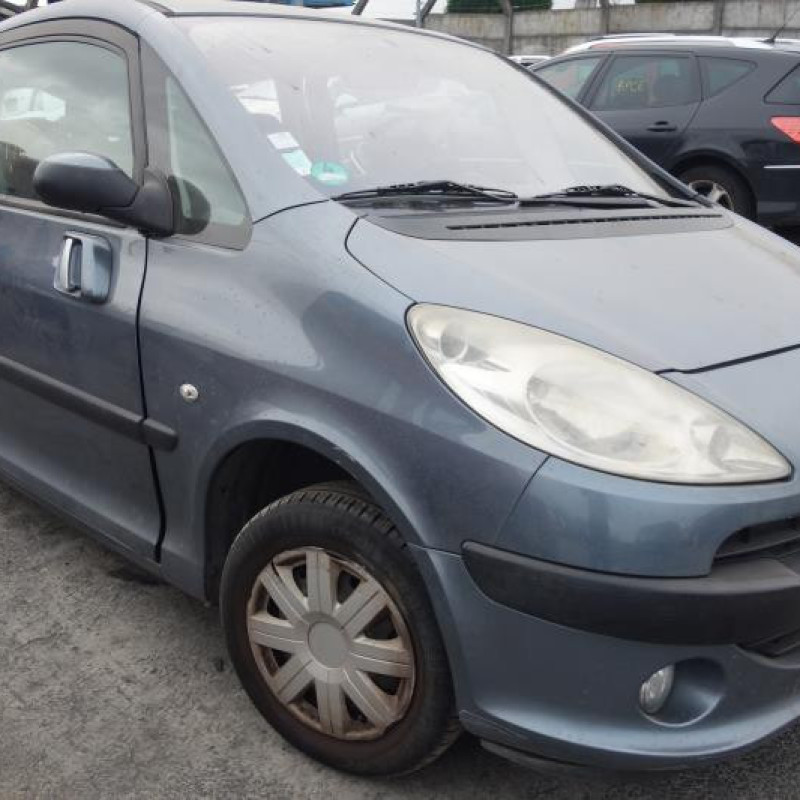 Attache ceinture avant droit PEUGEOT 1007 Photo n°5