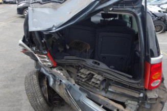 Attache ceinture avant droit PEUGEOT 1007