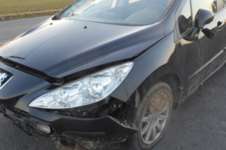 Pretensionneur de ceinture avant gauche PEUGEOT 308 1