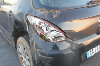 Pretensionneur de ceinture avant gauche PEUGEOT 308 1