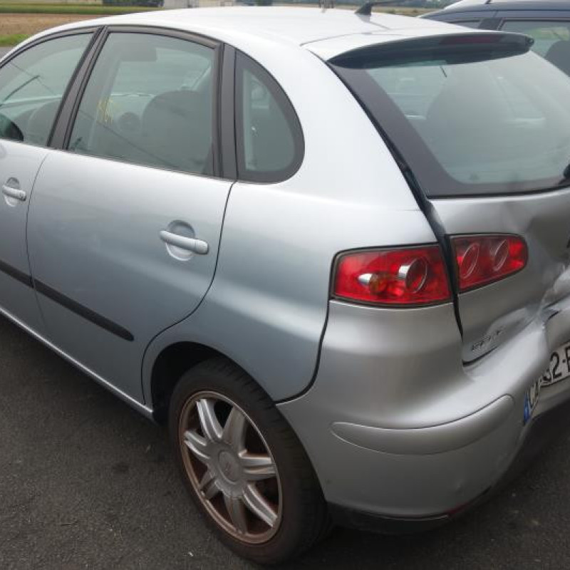 Pretensionneur de ceinture avant gauche SEAT IBIZA 3 Photo n°7