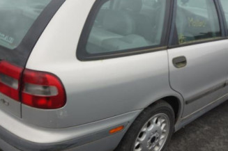 Retroviseur droit VOLVO S 40 1