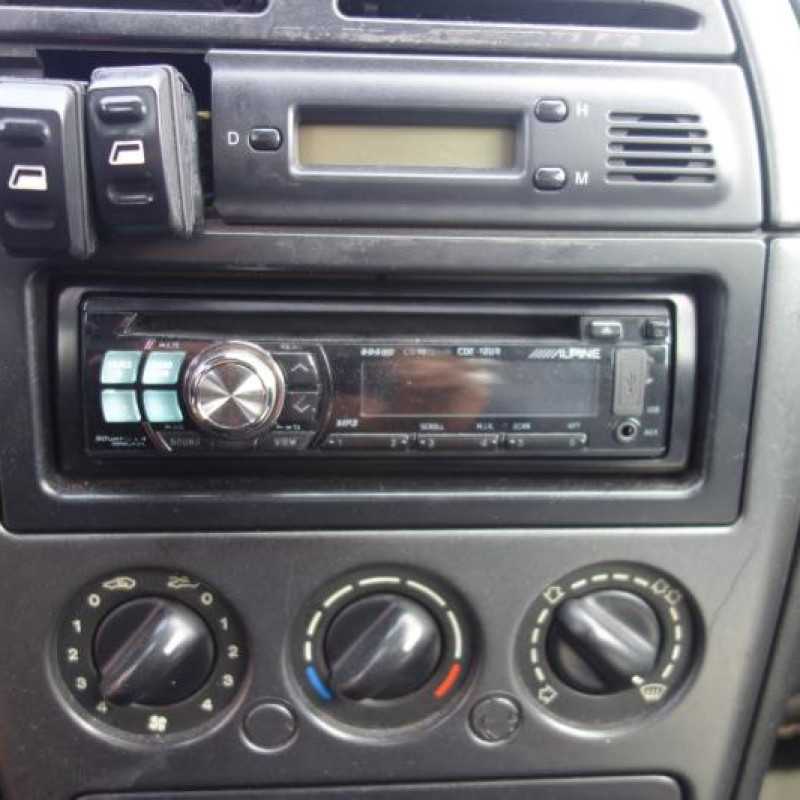 Trappe d'essence CITROEN XSARA Photo n°9