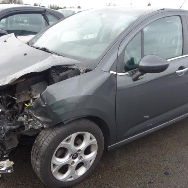 Attache ceinture avant droit CITROEN C3 2 Photo n°4