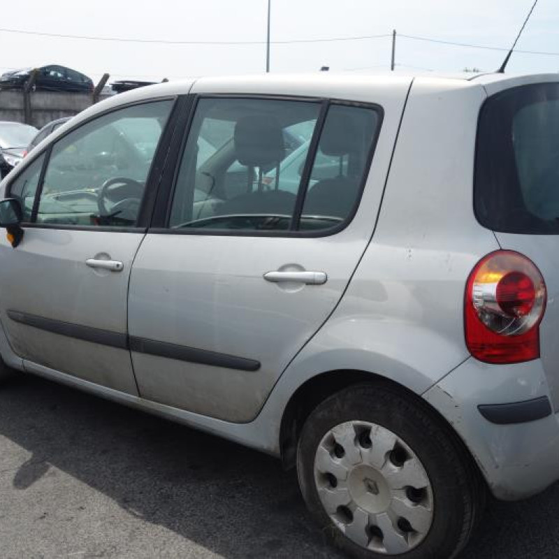 Trappe d'essence RENAULT MODUS Photo n°7