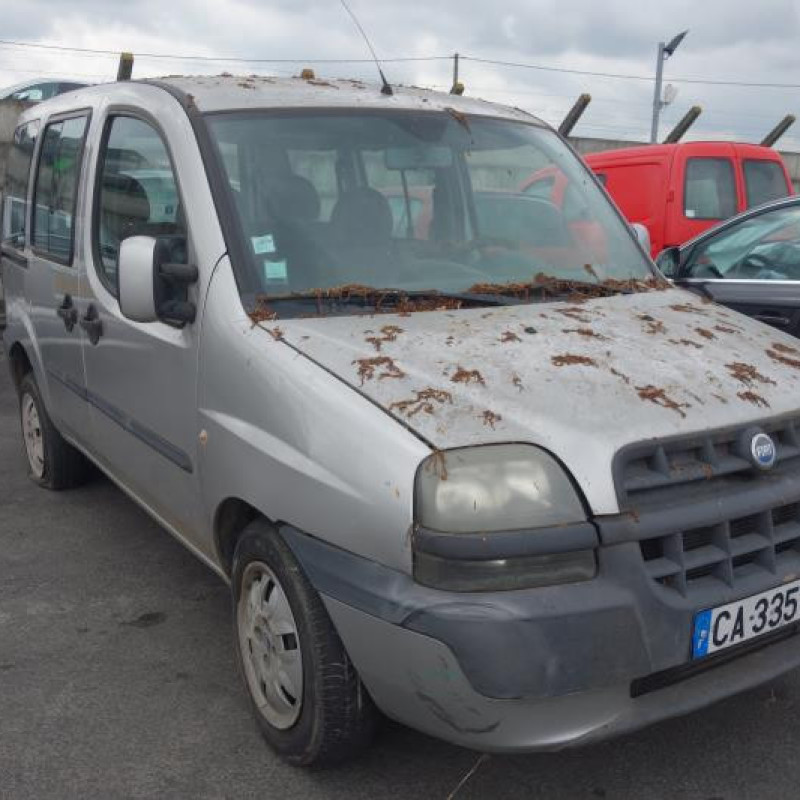 Feu arriere principal gauche (feux) FIAT DOBLO 1 Photo n°4