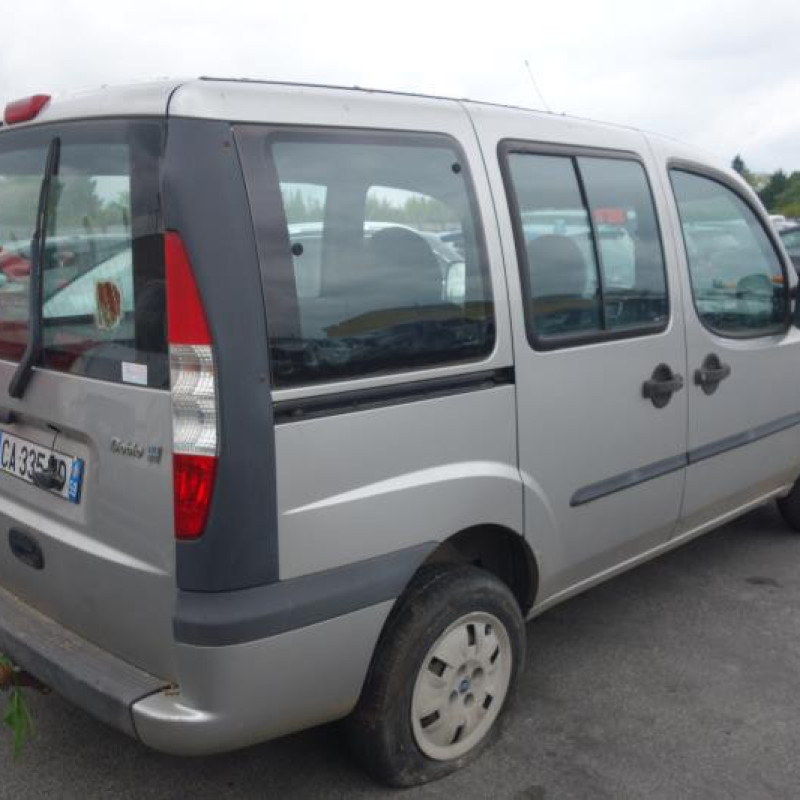 Feu arriere principal gauche (feux) FIAT DOBLO 1 Photo n°5