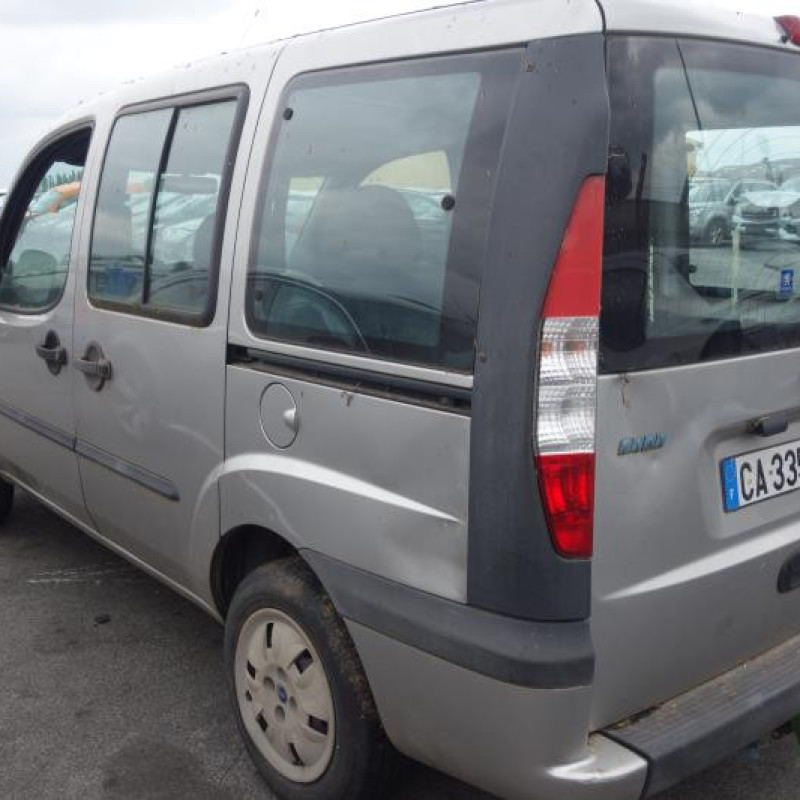 Face avant FIAT DOBLO 1 Photo n°6