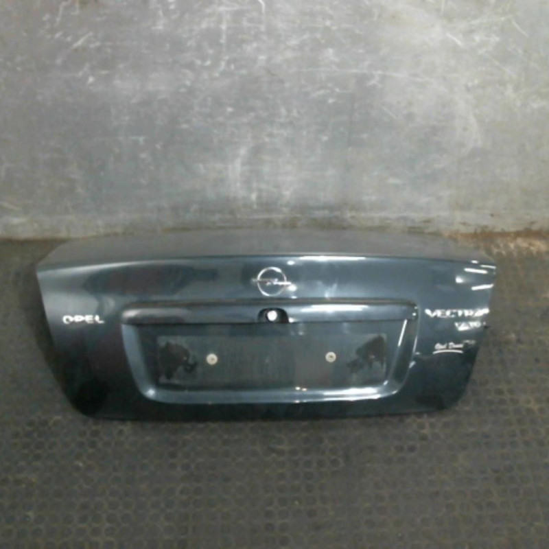 Malle/Hayon arriere OPEL VECTRA B Photo n°1