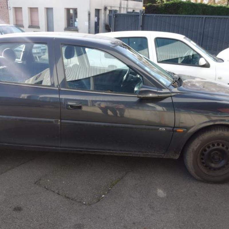 Porte arriere droit OPEL VECTRA B Photo n°4